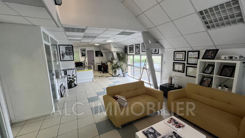 Appartement - 210 m² - 4 pièces