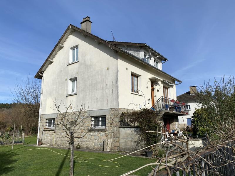 Maison - 102 m² - 5 pièces