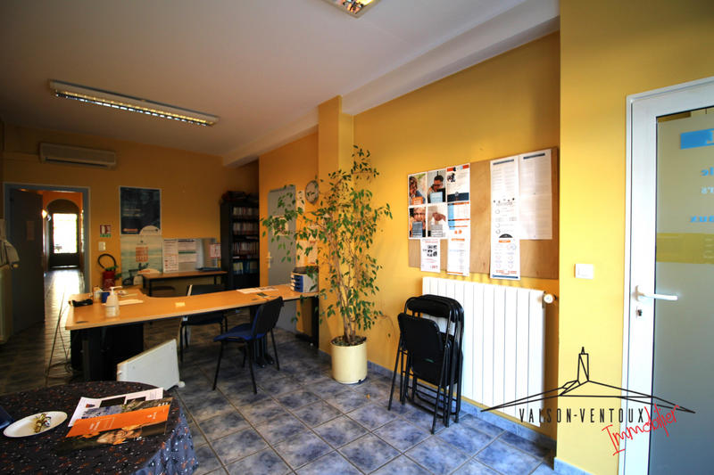 Bureau - 250 m² - 9 pièces