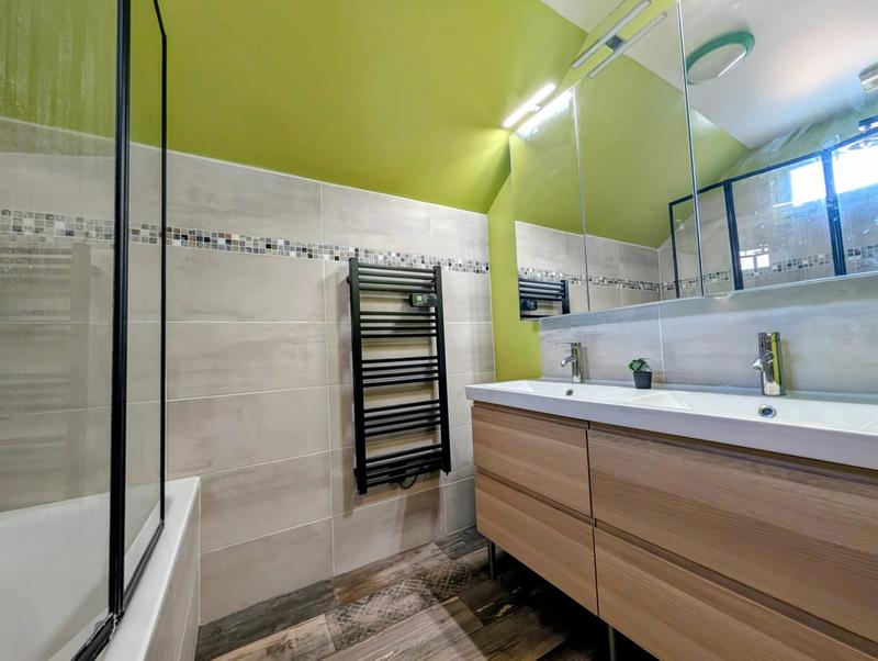 Maison - 138 m² - 7 pièces