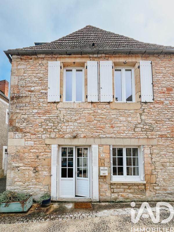 Maison de village - 96 m² - 4 pièces