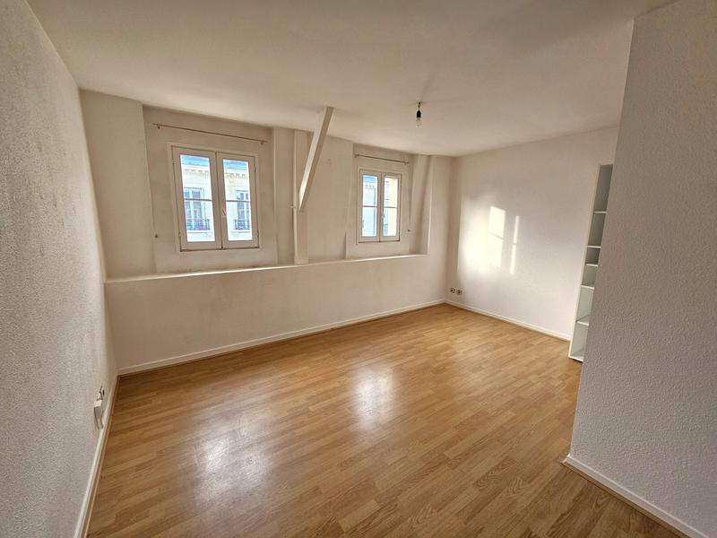 Appartement - 93 m² - 4 pièces