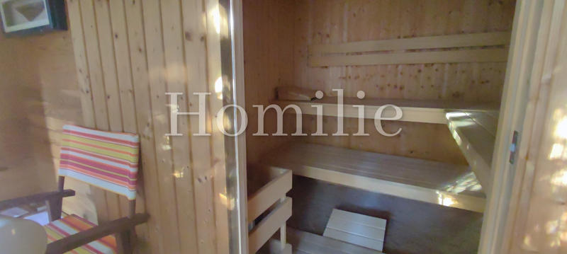 Maison - 191 m² - 5 pièces