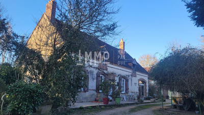 Maison - 230 m² - 6 pièces