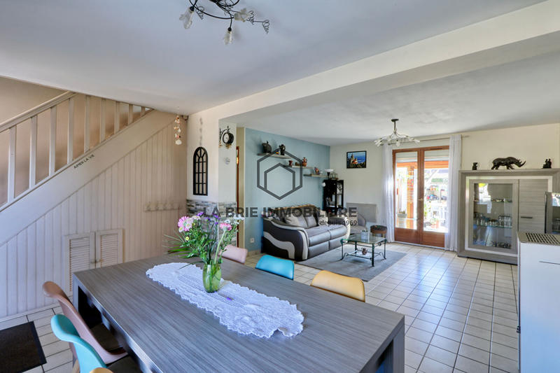 Maison - 117 m² - 7 pièces