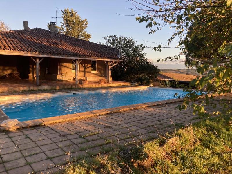 Villa - 240 m² - 10 pièces