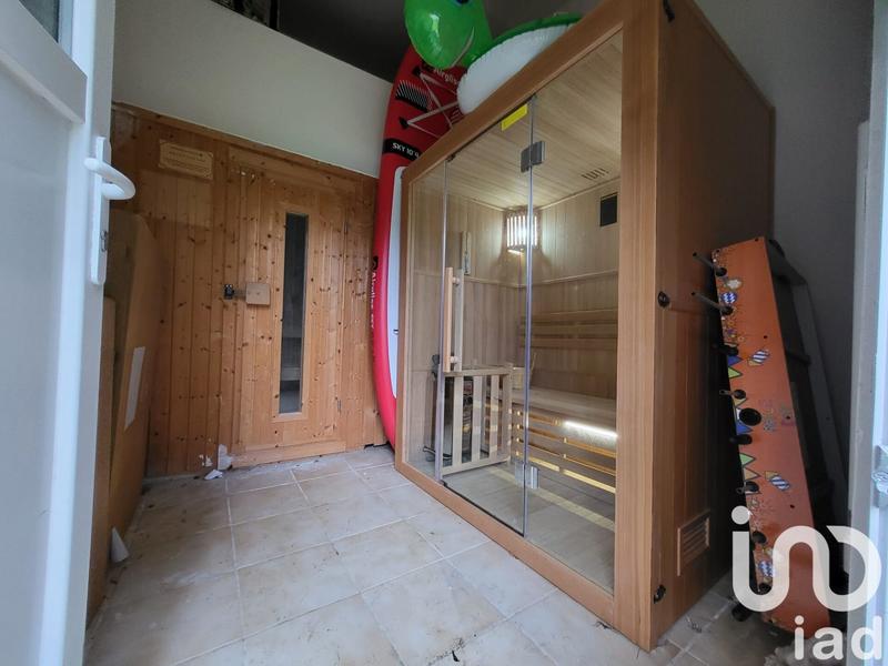 Maison - 209 m² - 4 pièces