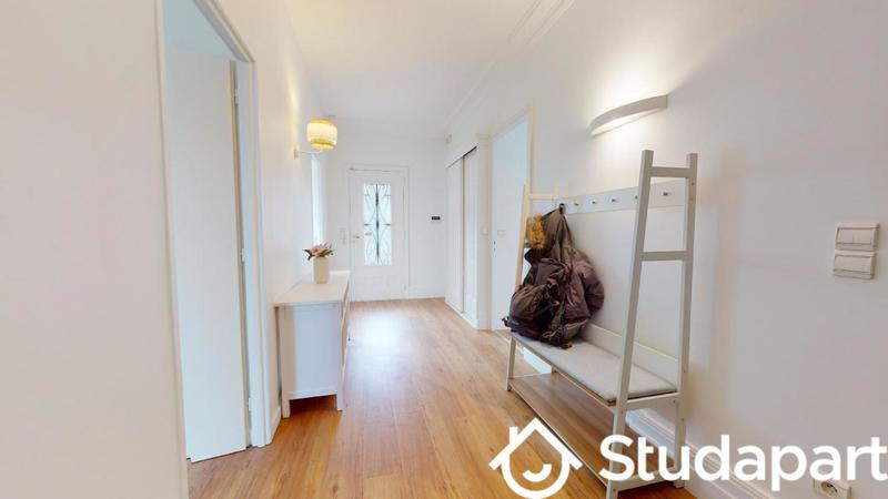 Chambre - 14 m² - 1 pièce