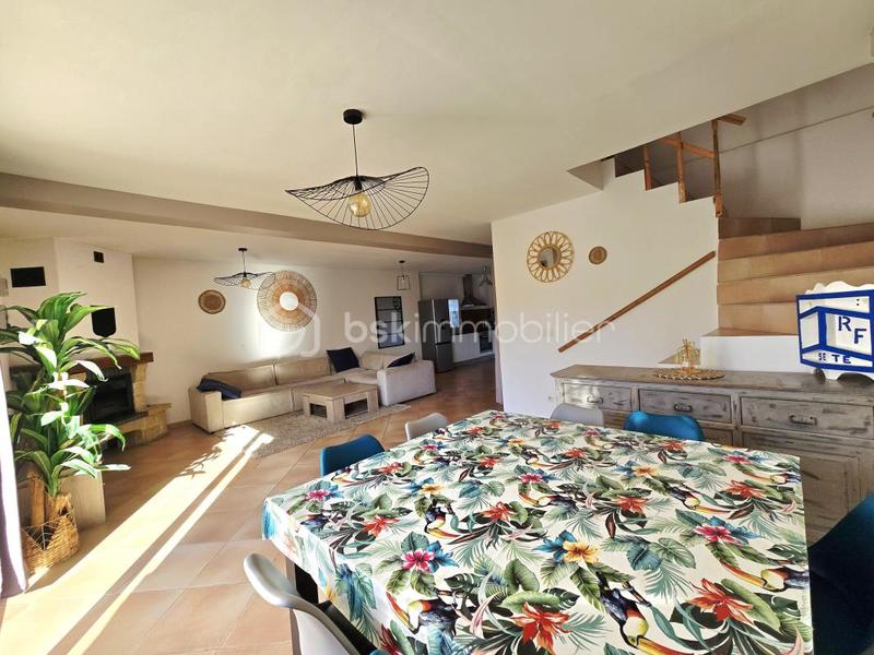 Maison - 111 m² - 5 pièces