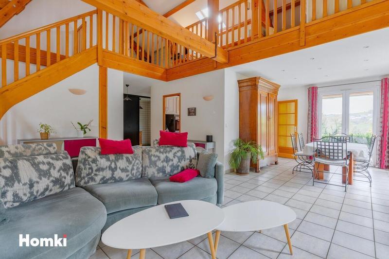 Maison - 153 m² - 6 pièces