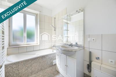 Appartement - 94 m² - 5 pièces