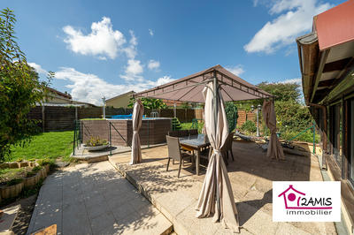 Maison - 140 m² - 7 pièces