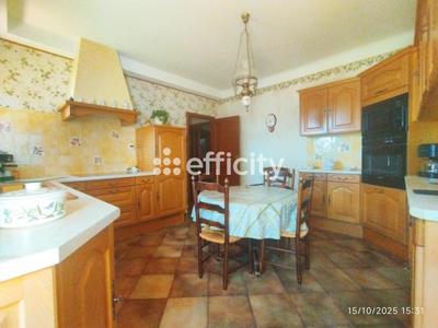 Pavillon - 140 m² - 6 pièces