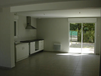 Maison - 94 m² - 4 pièces