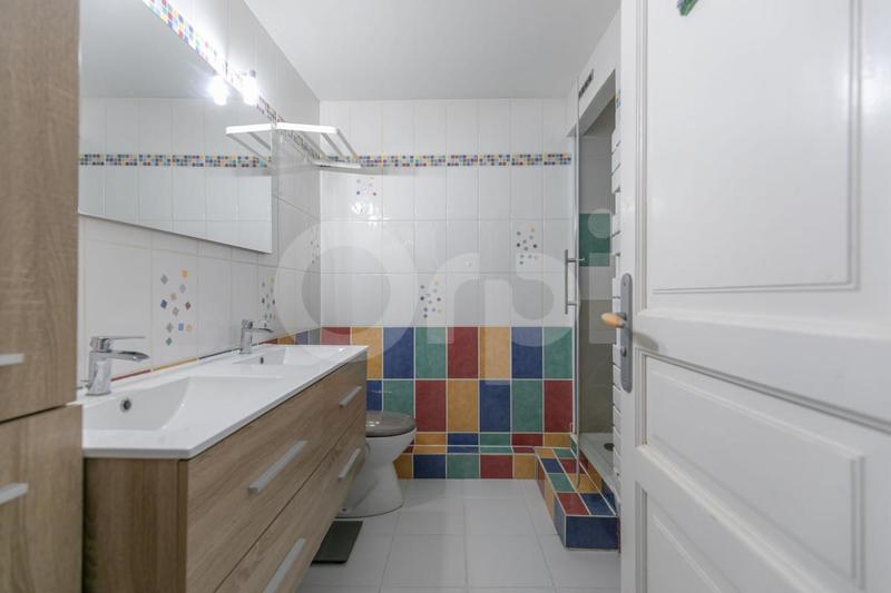 Maison - 102 m² - 5 pièces