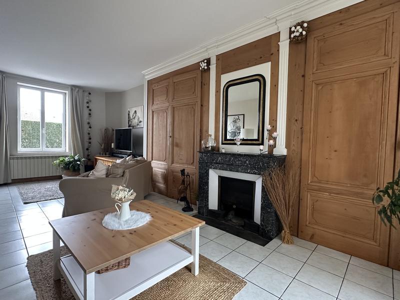 Maison - 301 m² - 11 pièces