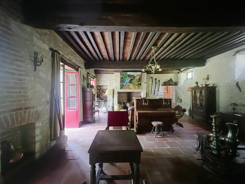 Maison de village - 320 m² - 10 pièces