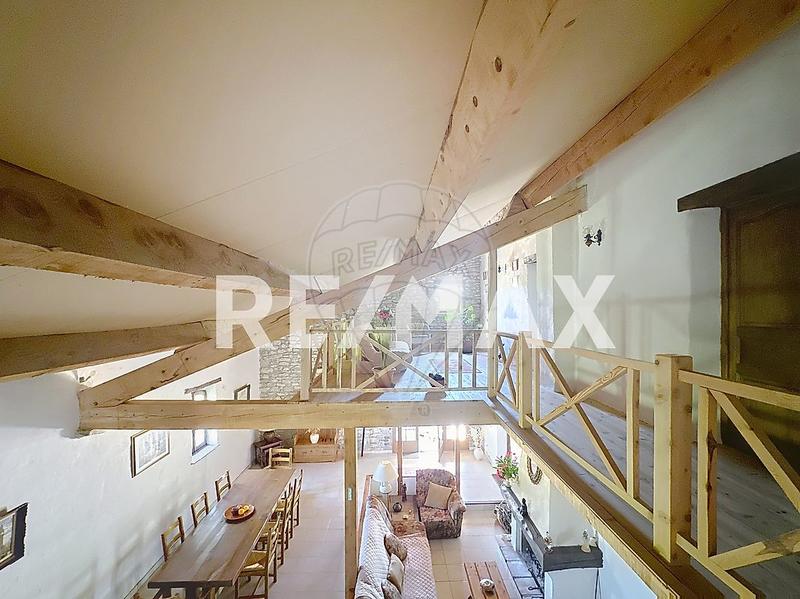 Mas - 191 m² - 6 pièces