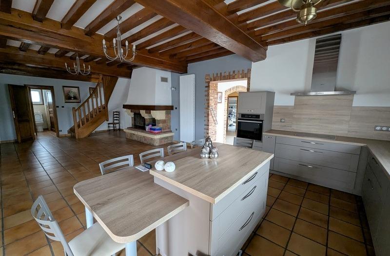 Maison - 271 m² - 8 pièces
