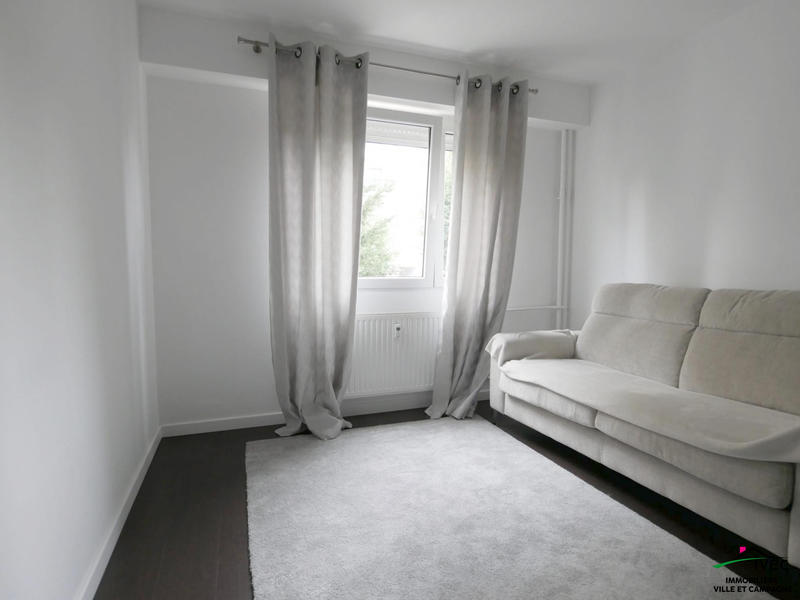 Appartement - 126 m² - 6 pièces