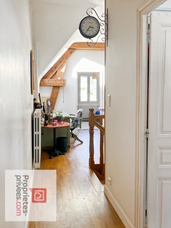 Maison - 156 m² - 10 pièces