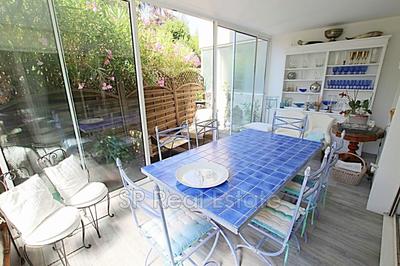 Appartement - 93 m² - 4 pièces