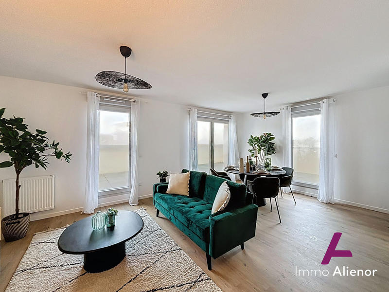 Duplex - 99 m² - 5 pièces