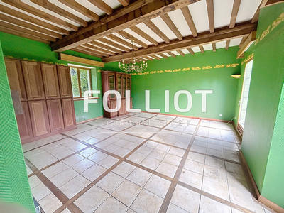 Maison - 277 m² - 8 pièces