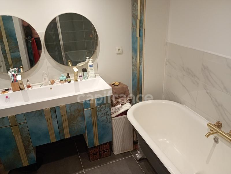 Appartement - 102 m² - 3 pièces