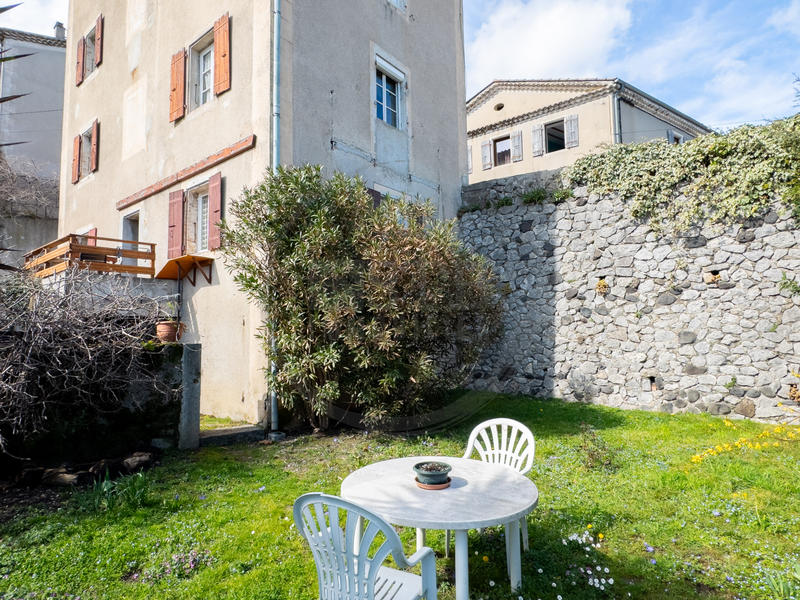 Maison de village - 142 m² - 8 pièces