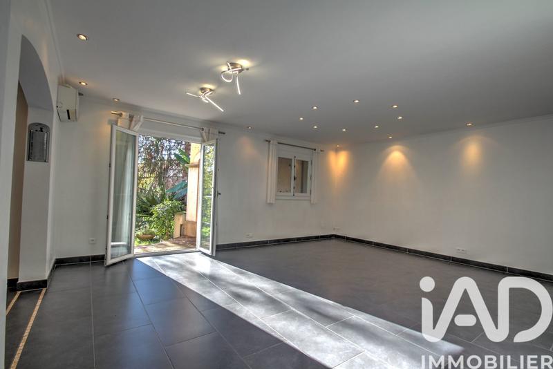 Maison - 96 m² - 4 pièces