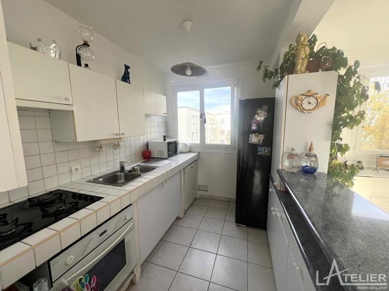 Appartement - 74 m² - 5 pièces