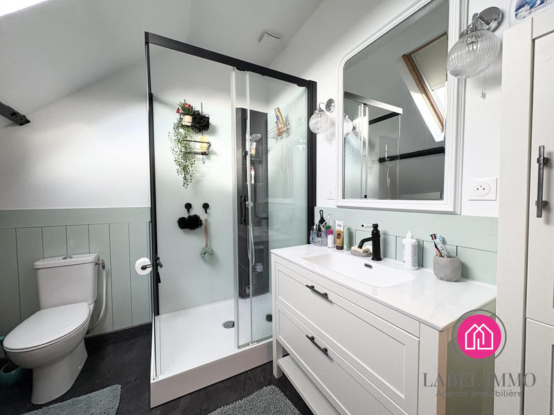 Maison - 170 m² - 7 pièces