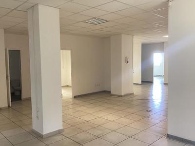 Local d'activités - 105 m² - 5 pièces