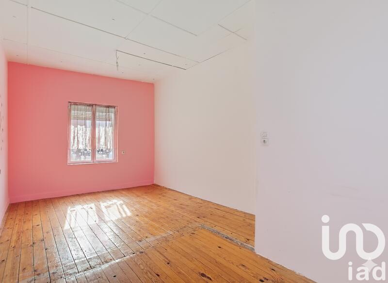 Maison - 220 m² - 10 pièces