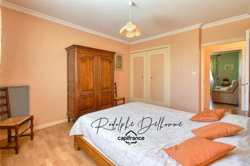 Maison - 187 m² - 7 pièces