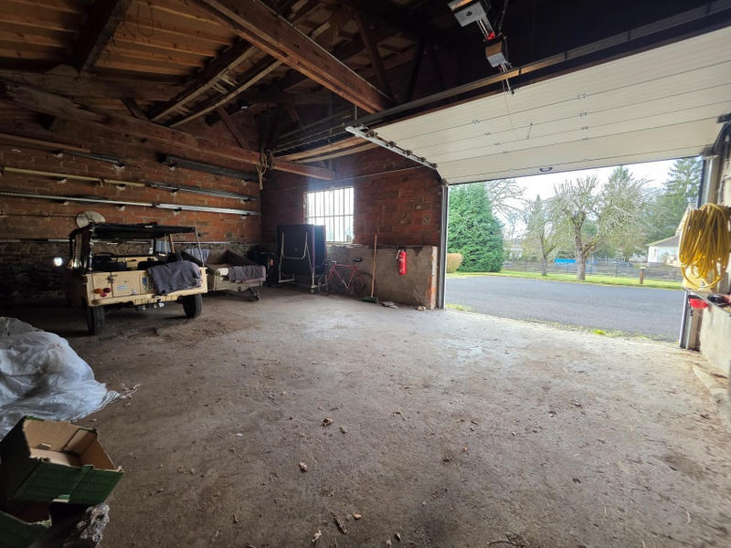 Propriété - 213 m² - 8 pièces