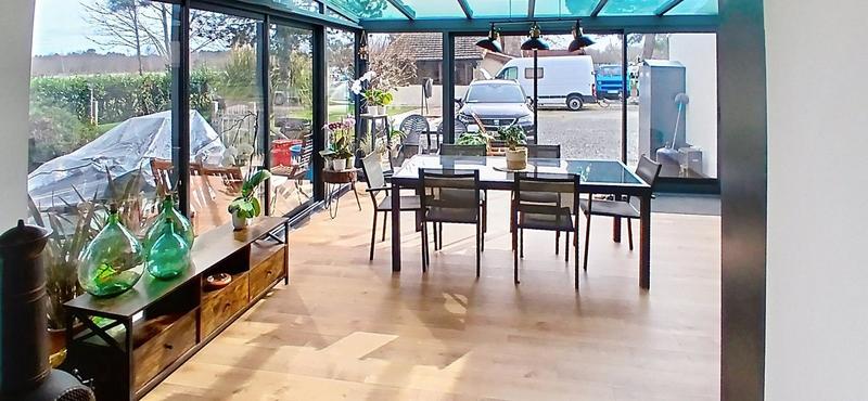 Maison - 350 m² - 10 pièces