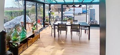 Maison - 350 m² - 10 pièces