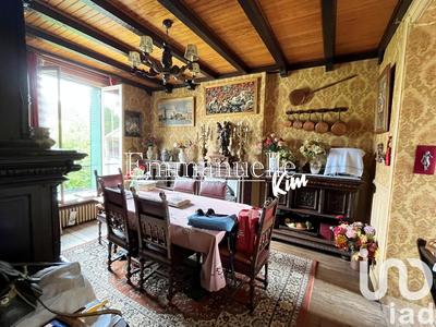 Maison - 93 m² - 5 pièces