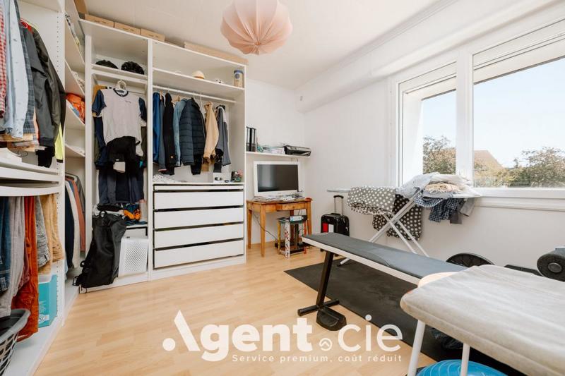 Maison - 143 m² - 7 pièces