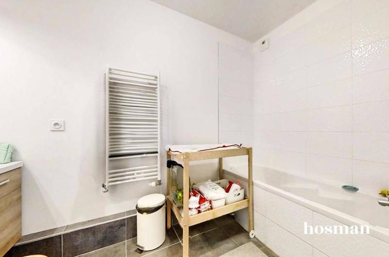 Appartement - 85 m² - 4 pièces