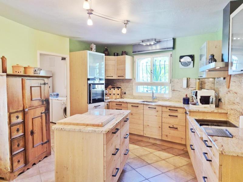 Maison - 130 m² - 6 pièces