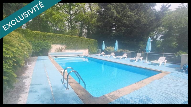 Propriété - 476 m² - 21 pièces