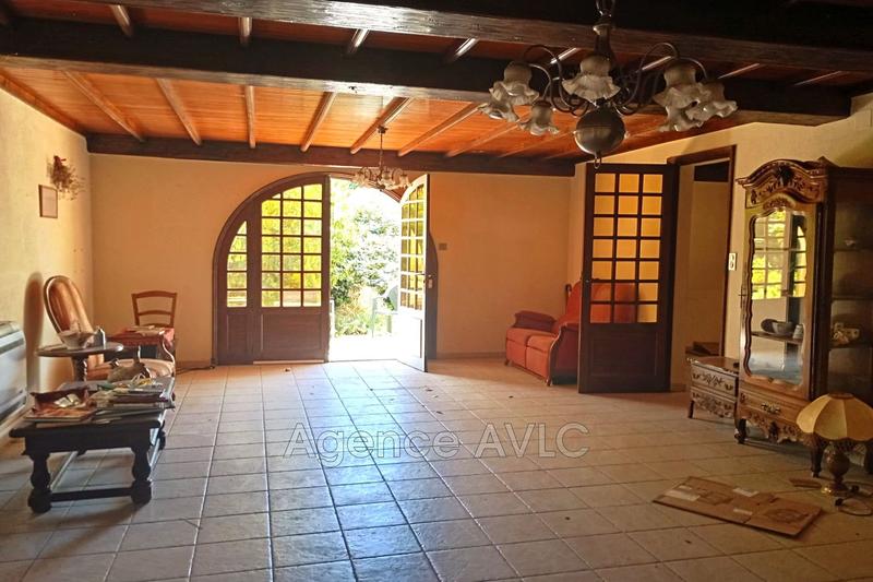 Maison - 202 m² - 5 pièces