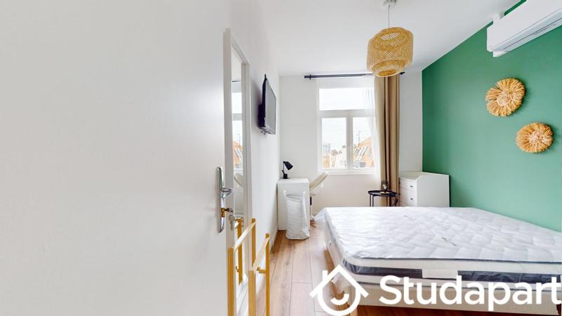 Chambre - 12 m² - 1 pièce