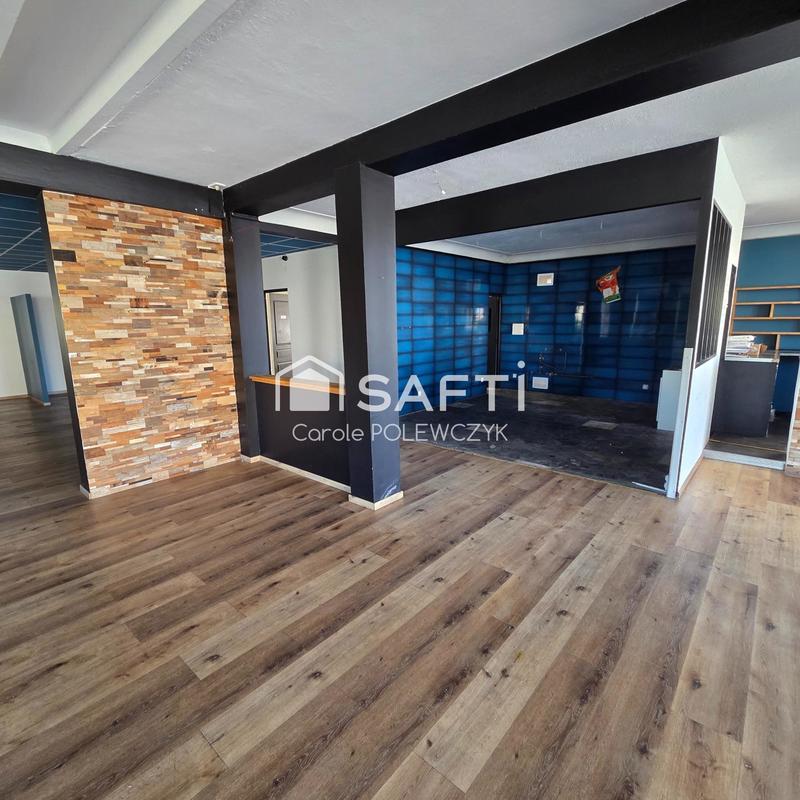 Maison - 430 m² - 6 pièces