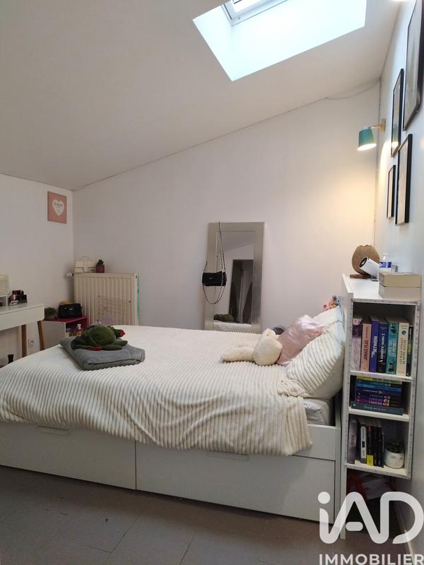 Maison - 214 m² - 9 pièces