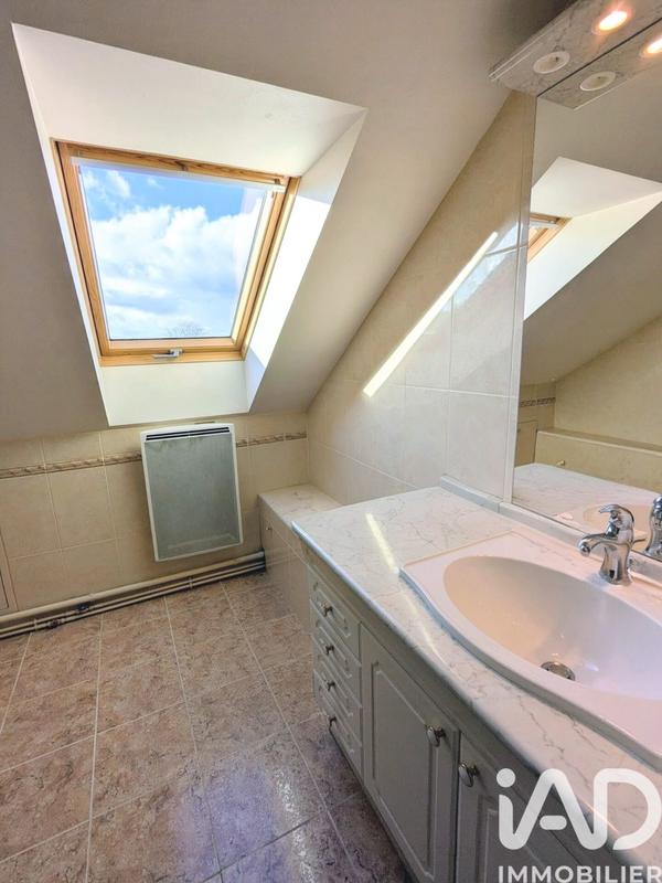 Maison - 107 m² - 6 pièces