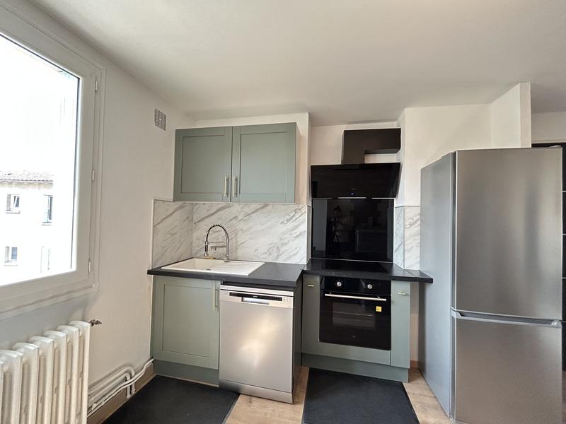 Appartement - 83 m² - 5 pièces